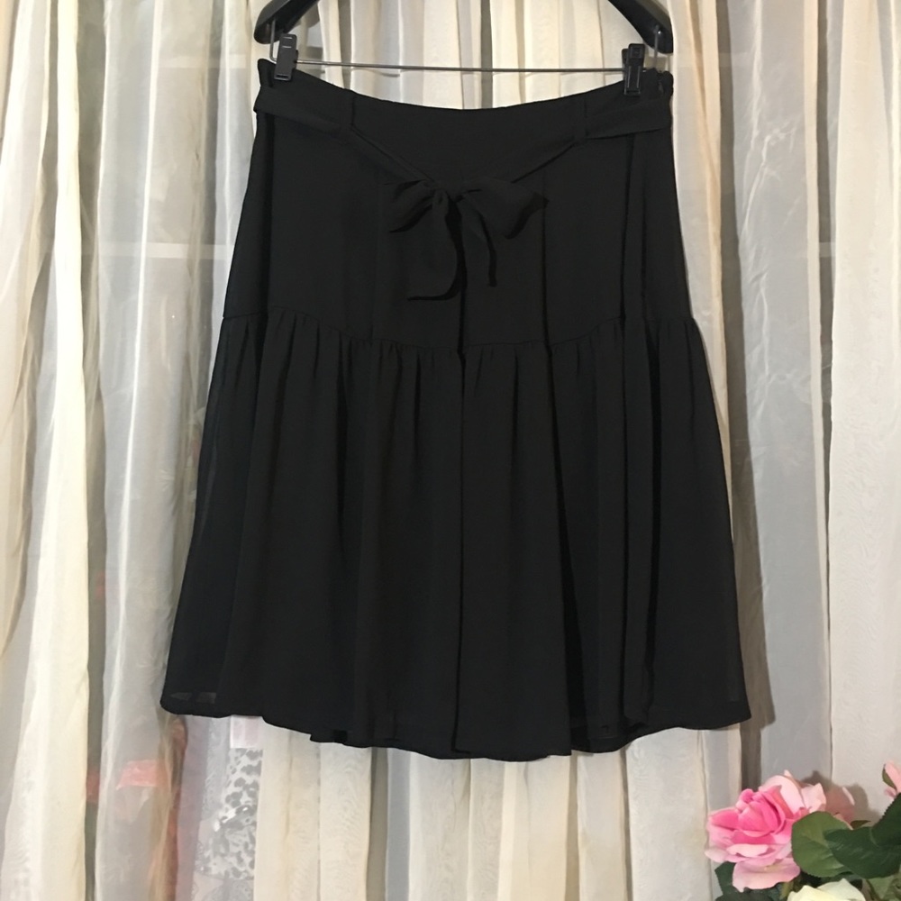 Studio 1940 black skirt